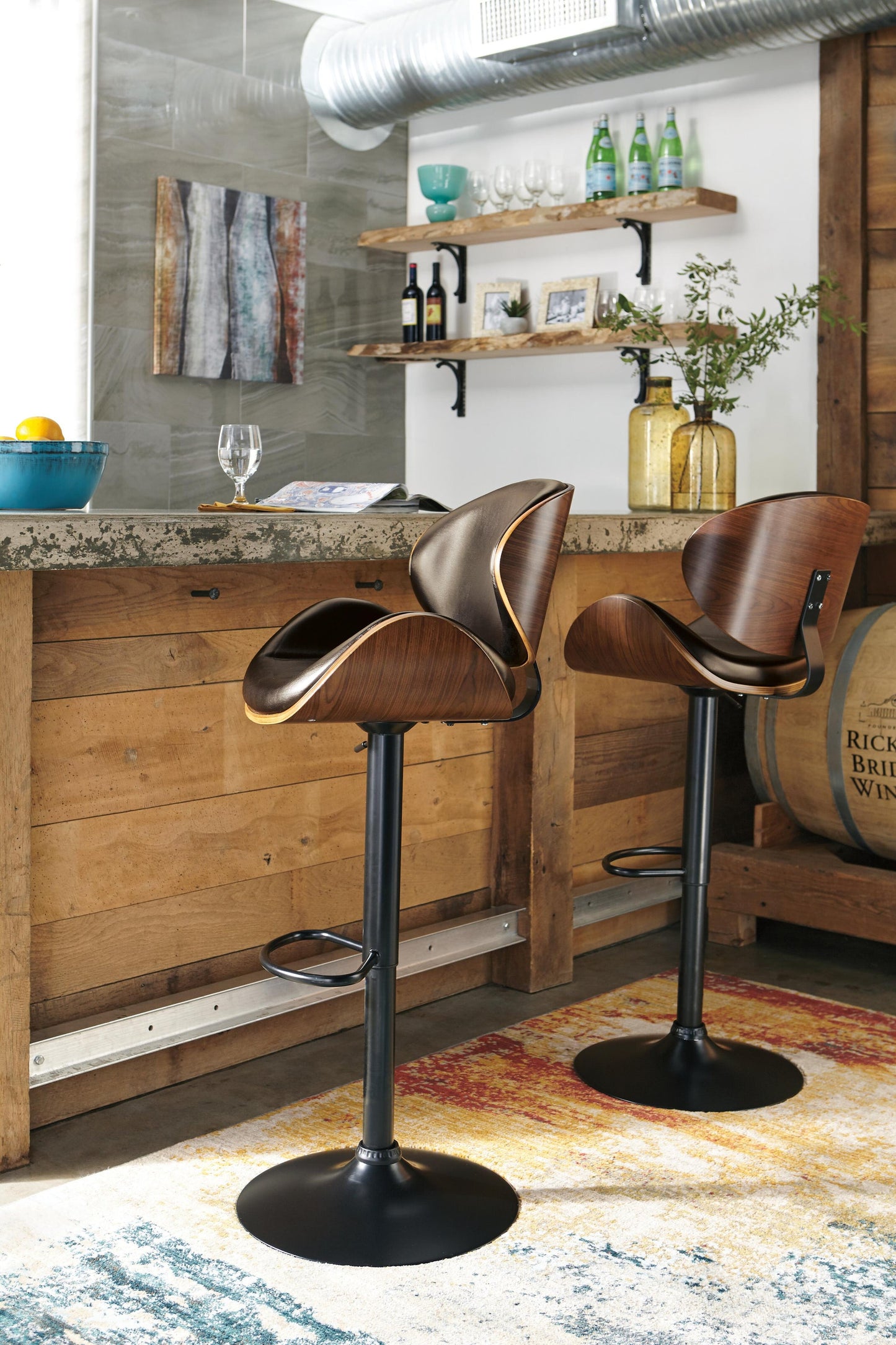 Bellatier Tall UPH Swivel Barstool(1/CN)