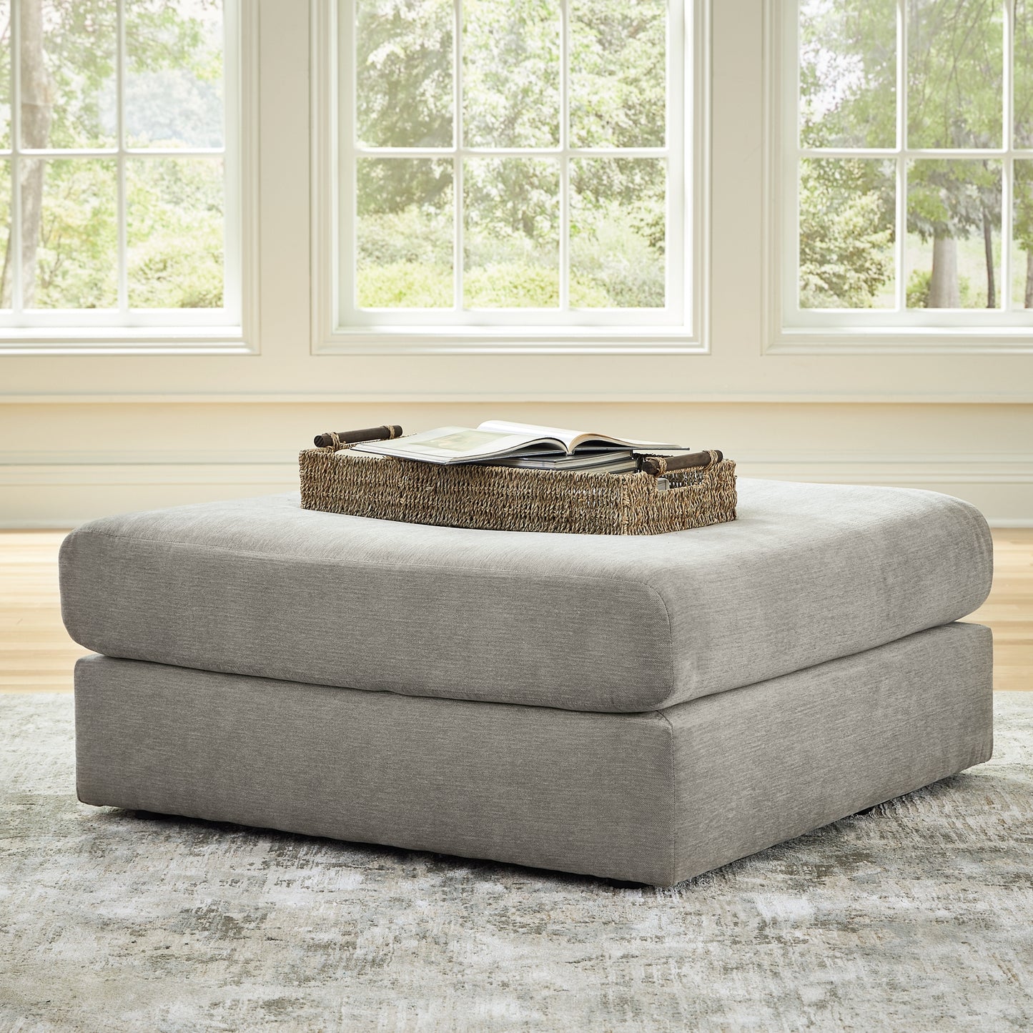 Avaliyah 5-Piece Sectional with Ottoman